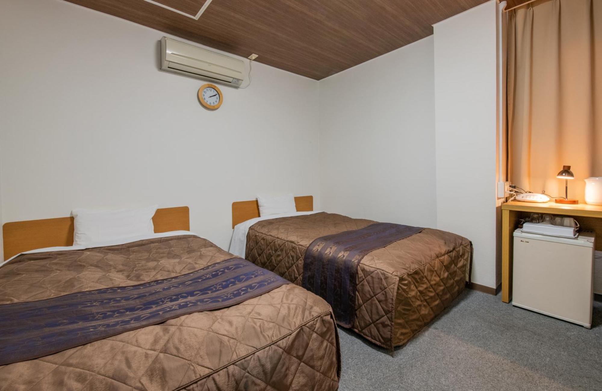 Hotel Wakamatsu Excel Isesaki Exteriör bild